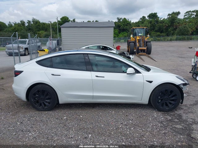 Tesla Model 3 Rear-wheel Drive 2023 5YJ3E1EA6PF423683 Image 12