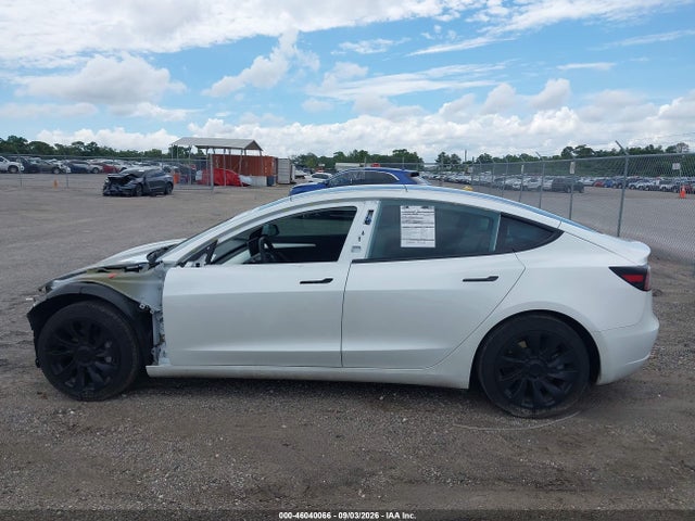 Tesla Model 3 Rear-wheel Drive 2023 5YJ3E1EA6PF423683 Image 13