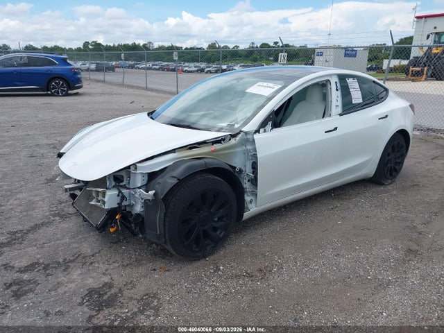 Tesla Model 3 Rear-wheel Drive 2023 5YJ3E1EA6PF423683 Image 2