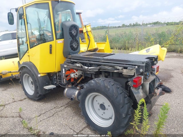 Aukcja sprzedaży 2000 Holder Multipurpose C4.74, vin: 807000000044022, numer aukcji: 46040093