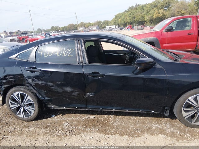 Продажа на аукционе авто 2017 Honda Civic Ex-t, vin: 19XFC1F30HE011074, номер лота: 46040102
