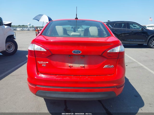 46040120 :رقم المزاد ، 3FADP4BJ7EM202015 vin ، 2014 Ford Fiesta Se مزاد بيع