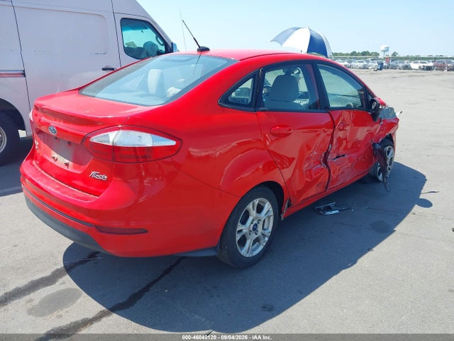 46040120 :رقم المزاد ، 3FADP4BJ7EM202015 vin ، 2014 Ford Fiesta Se مزاد بيع