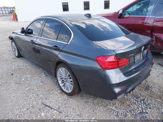 2015 Bmw 335i Xdrive მანქანა იყიდება აუქციონზე, vin: WBA3B9G57FNR93342, აუქციონის ნომერი: 46040124