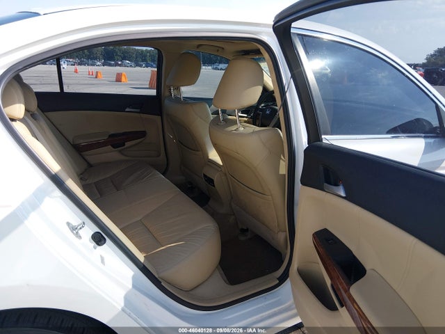 46040128 :رقم المزاد ، 5KBCP3F82BB004600 vin ، 2011 Honda Accord 3.5 Ex-l مزاد بيع