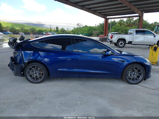 Tesla Model 3 Long Range Dual Motor All-wheel Drive 2021 5YJ3E1EB8MF992927 Image 11