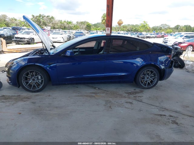 Tesla Model 3 Long Range Dual Motor All-wheel Drive 2021 5YJ3E1EB8MF992927 Image 12