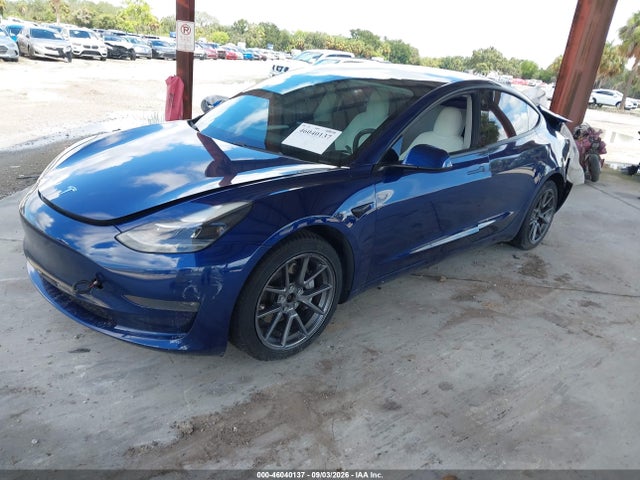 Tesla Model 3 Long Range Dual Motor All-wheel Drive 2021 5YJ3E1EB8MF992927 Image 2