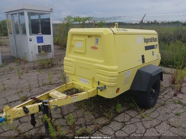 46040153 :رقم المزاد ، 4FVCABAA06U360614 vin ، 2000 Ir Port Compressor 250 مزاد بيع