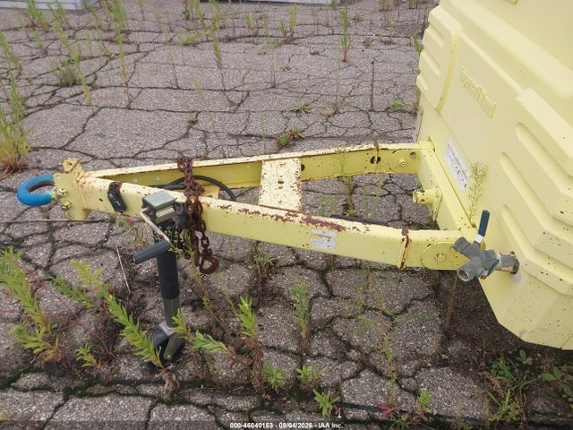 46040153 :رقم المزاد ، 4FVCABAA06U360614 vin ، 2000 Ir Port Compressor 250 مزاد بيع