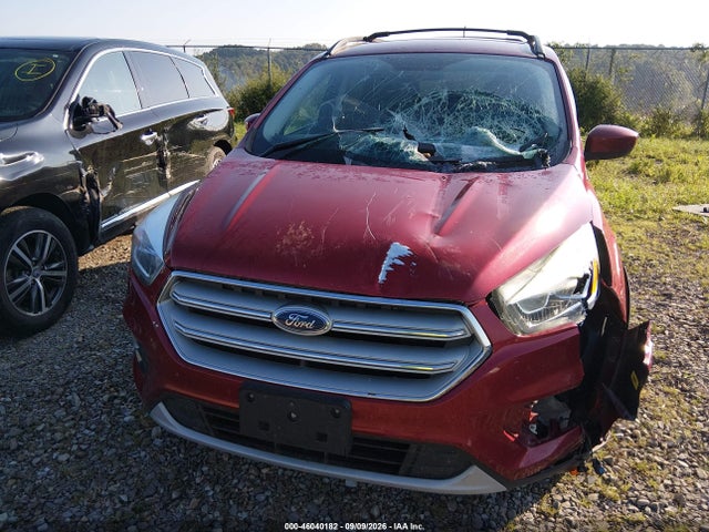 Продажа на аукционе авто 2018 Ford Escape Sel, vin: 1FMCU9HD8JUB34564, номер лота: 46040182