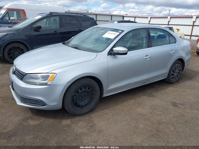 Продажа на аукционе авто 2013 Volkswagen Jetta 2.5l Se, vin: 3VWDP7AJ1DM392659, номер лота: 46040186
