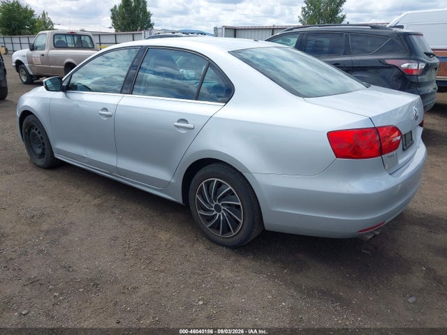 Продажа на аукционе авто 2013 Volkswagen Jetta 2.5l Se, vin: 3VWDP7AJ1DM392659, номер лота: 46040186