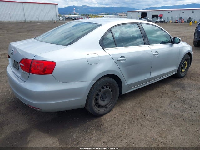 Продажа на аукционе авто 2013 Volkswagen Jetta 2.5l Se, vin: 3VWDP7AJ1DM392659, номер лота: 46040186