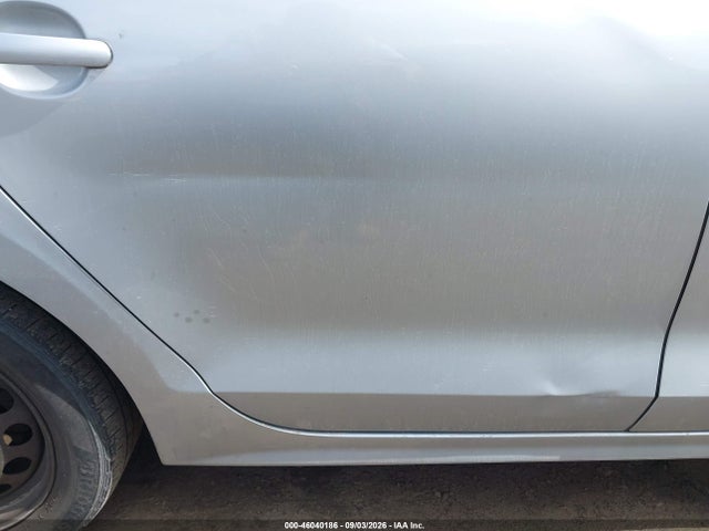Продажа на аукционе авто 2013 Volkswagen Jetta 2.5l Se, vin: 3VWDP7AJ1DM392659, номер лота: 46040186