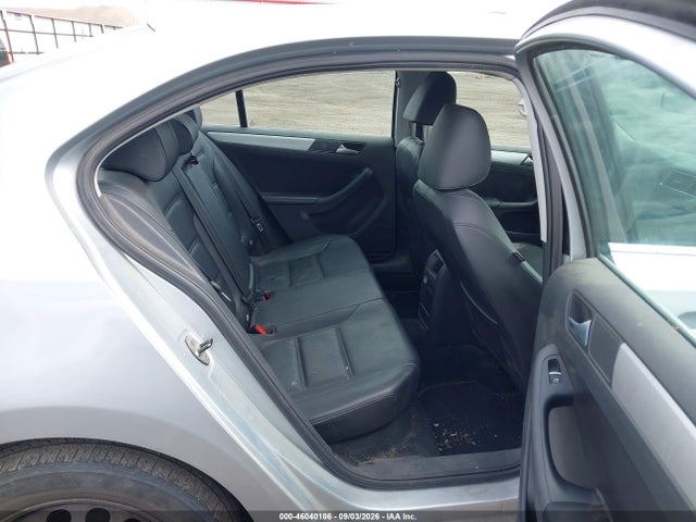 Продажа на аукционе авто 2013 Volkswagen Jetta 2.5l Se, vin: 3VWDP7AJ1DM392659, номер лота: 46040186