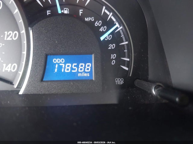 46040234 :رقم المزاد ، 4T4BF1FK1ER345805 vin ، 2014 Toyota Camry Le مزاد بيع