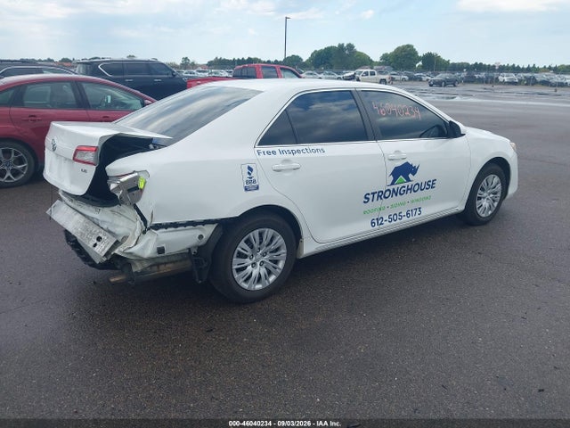 46040234 :رقم المزاد ، 4T4BF1FK1ER345805 vin ، 2014 Toyota Camry Le مزاد بيع
