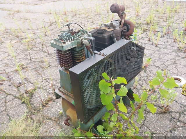 46040237 :رقم المزاد ، A801340 vin ، 2000 Curtis Portable Compresso Other مزاد بيع