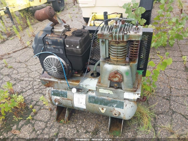 46040237 :رقم المزاد ، A801340 vin ، 2000 Curtis Portable Compresso Other مزاد بيع