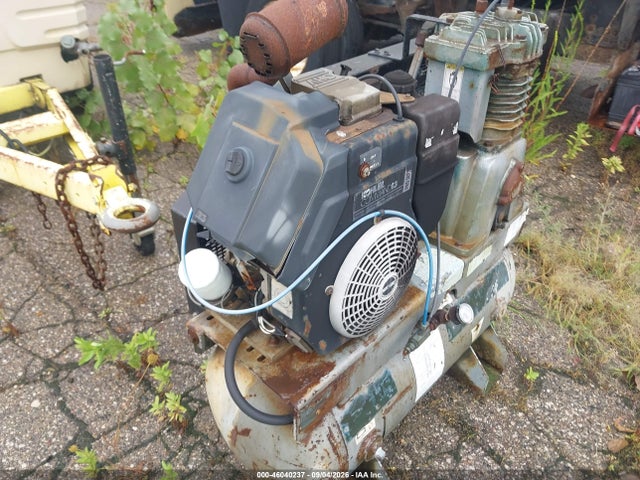 46040237 :رقم المزاد ، A801340 vin ، 2000 Curtis Portable Compresso Other مزاد بيع