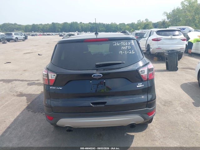 Продажа на аукционе авто 2017 Ford Escape Se, vin: 1FMCU9GD9HUD06693, номер лота: 46040243