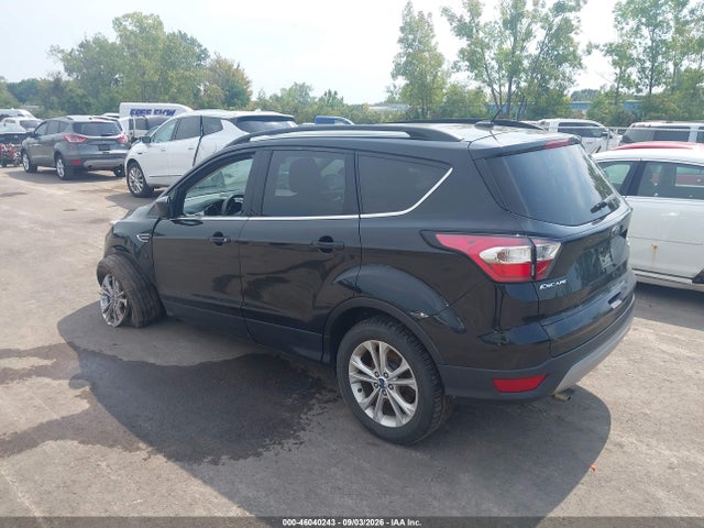 Продажа на аукционе авто 2017 Ford Escape Se, vin: 1FMCU9GD9HUD06693, номер лота: 46040243