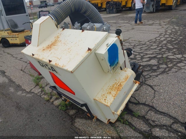 46040273 :رقم المزاد ، 0060602015 vin ، 2000 Runway Striper Remover Disa مزاد بيع