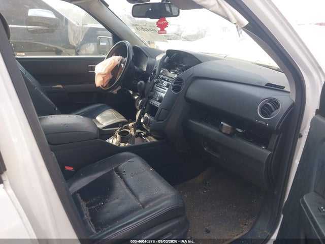 46040278 :رقم المزاد ، 5FNYF3H90EB011689 vin ، 2014 Honda Pilot Touring مزاد بيع