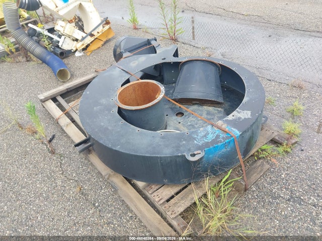 46040284 :رقم المزاد ،  vin ، 2000 Fan Housing Other مزاد بيع