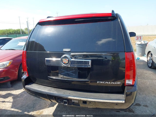 Aukcja sprzedaży 2011 Cadillac Escalade Esv Luxury, vin: 1GYS3HEF9BR396188, numer aukcji: 46040352