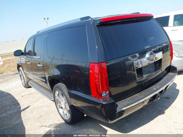 Aukcja sprzedaży 2011 Cadillac Escalade Esv Luxury, vin: 1GYS3HEF9BR396188, numer aukcji: 46040352