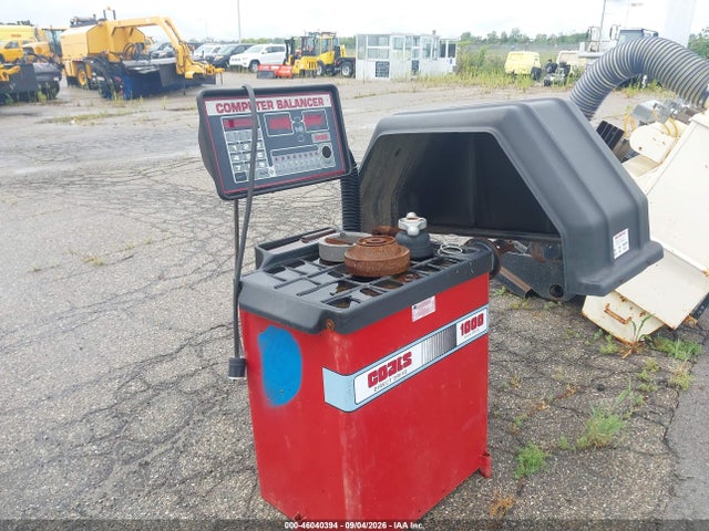 46040394 :رقم المزاد ، 1106301694 vin ، 2000 Wheel Balancer 1000-d مزاد بيع