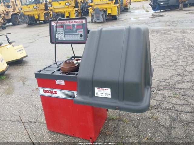 46040394 :رقم المزاد ، 1106301694 vin ، 2000 Wheel Balancer 1000-d مزاد بيع