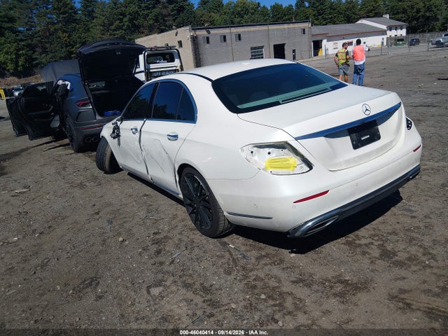 2017 Mercedes-benz E 300 მანქანა იყიდება აუქციონზე, vin: WDDZF4JB6HA158951, აუქციონის ნომერი: 46040414