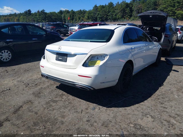 2017 Mercedes-benz E 300 მანქანა იყიდება აუქციონზე, vin: WDDZF4JB6HA158951, აუქციონის ნომერი: 46040414