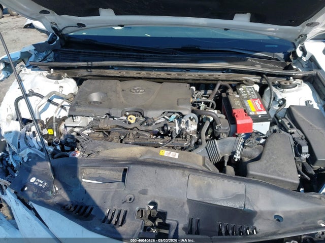 2022 Toyota Camry Le მანქანა იყიდება აუქციონზე, vin: 4T1C11AK3NU693061, აუქციონის ნომერი: 46040426