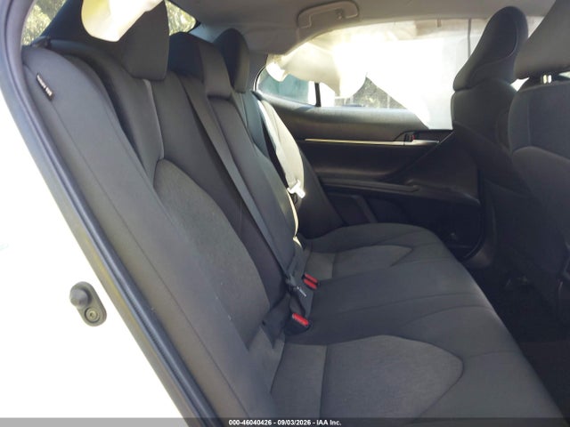 2022 Toyota Camry Le მანქანა იყიდება აუქციონზე, vin: 4T1C11AK3NU693061, აუქციონის ნომერი: 46040426