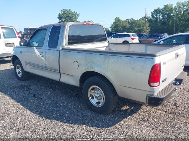 46040457 :رقم المزاد ، 1FTRX17W6YNA56218 vin ، 2000 Ford F-150 Lariat/work Series/xl/xlt مزاد بيع