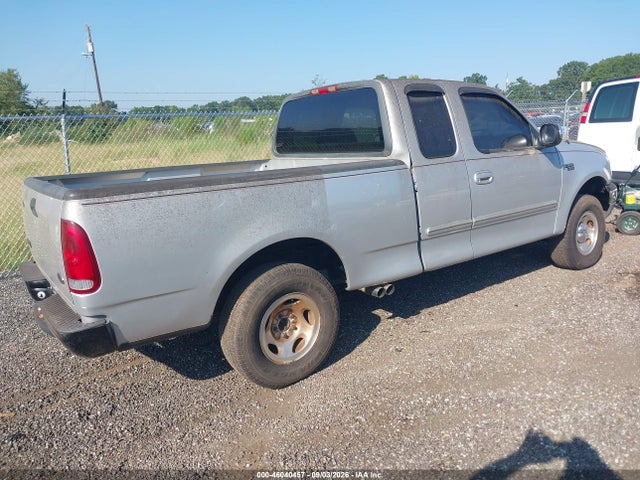 46040457 :رقم المزاد ، 1FTRX17W6YNA56218 vin ، 2000 Ford F-150 Lariat/work Series/xl/xlt مزاد بيع
