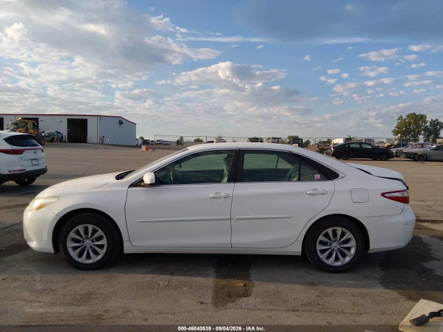 2016 Toyota Camry Le მანქანა იყიდება აუქციონზე, vin: 4T4BF1FK4GR581853, აუქციონის ნომერი: 46040539