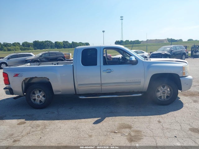 46040547 :رقم المزاد ، 1GCSKSE33AZ198779 vin ، 2010 Chevrolet Silverado 1500 Lt مزاد بيع