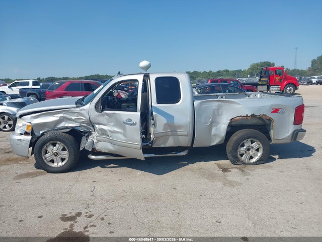 46040547 :رقم المزاد ، 1GCSKSE33AZ198779 vin ، 2010 Chevrolet Silverado 1500 Lt مزاد بيع