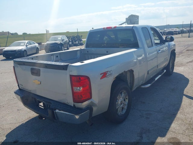 46040547 :رقم المزاد ، 1GCSKSE33AZ198779 vin ، 2010 Chevrolet Silverado 1500 Lt مزاد بيع