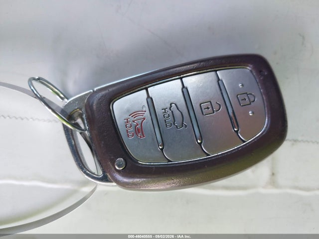 5NPD84LFXHH027366 Hyundai Elantra Limited