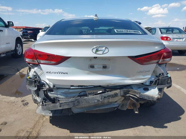5NPD84LFXHH027366 Hyundai Elantra Limited