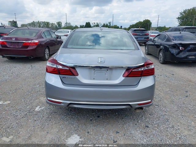Продажа на аукционе авто 2017 Honda Accord Ex-l, vin: 1HGCR2F82HA251637, номер лота: 46040637