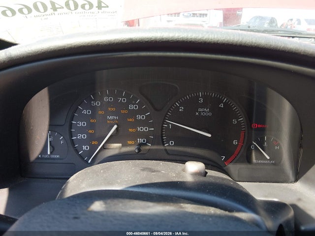 2001 Saturn Sc1 მანქანა იყიდება აუქციონზე, vin: 1G8ZP128X1Z106913, აუქციონის ნომერი: 46040661