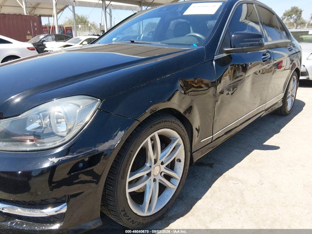 Aukcja sprzedaży 2013 Mercedes-benz C 250 Sport, vin: WDDGF4HBXDR291768, numer aukcji: 46040670