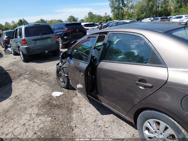 2013 Kia Forte Ex მანქანა იყიდება აუქციონზე, vin: KNAFU4A2XD5722426, აუქციონის ნომერი: 46040683